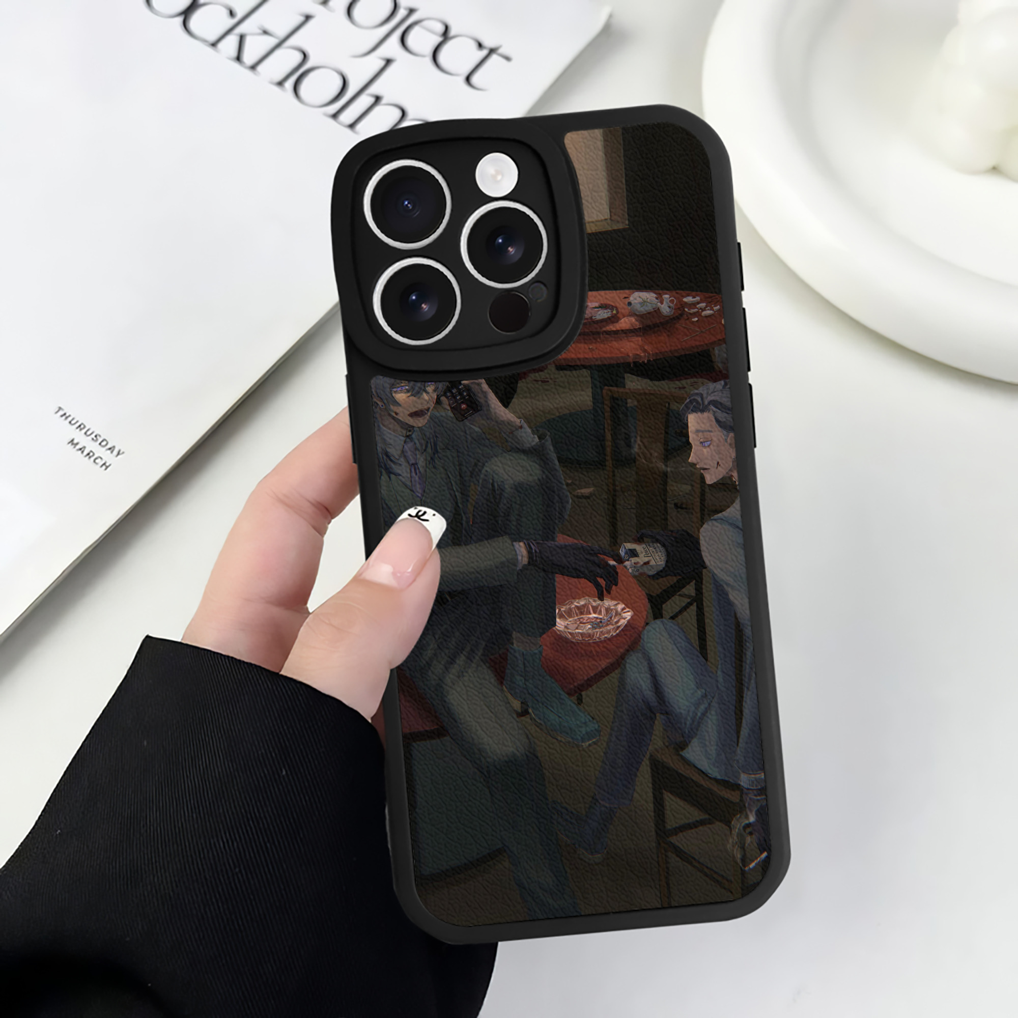 （画像用） 東京リベンジャーズ Tokyo Revengers 【iPhone 16シリーズ対応】シリコンスマホケース（レザー調） 材質：シリコン